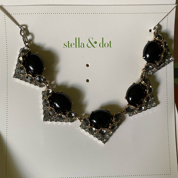 Stella & Dot Rory Necklace - Picture 2 of 4